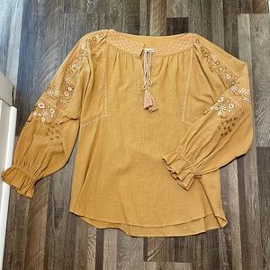 Embroidered boutique top